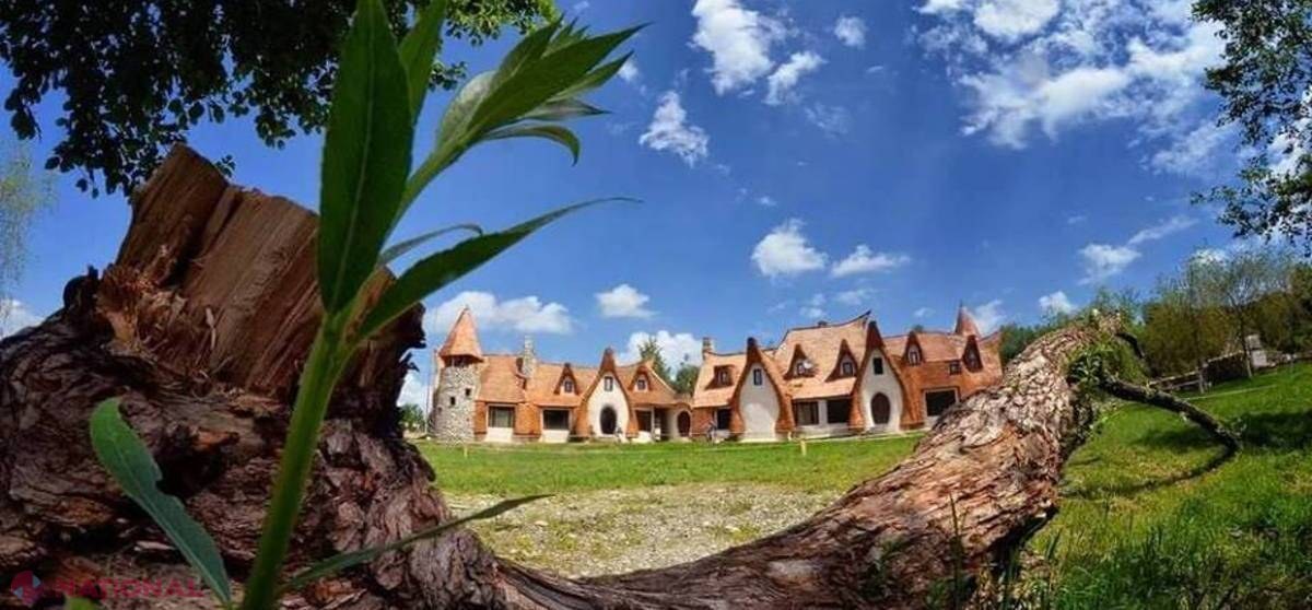 FOTO // Castelul de lut: o destinaţie inedită în România
