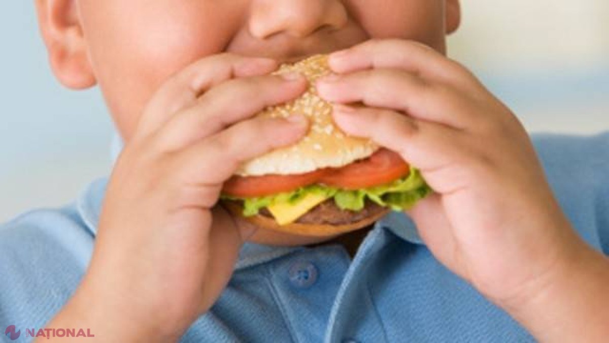 Cinci cauze frecvente ale obezităţii infantile: EVITAȚI aceste alimente și obiceiuri 