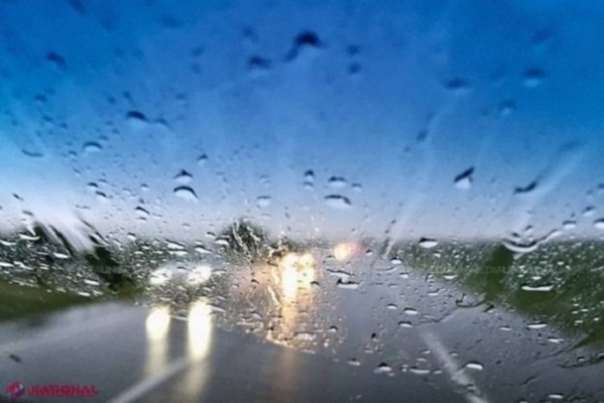 METEO // Ploi puternice, în după-amiaza zilei de astăzi: Cod galben de vijelie