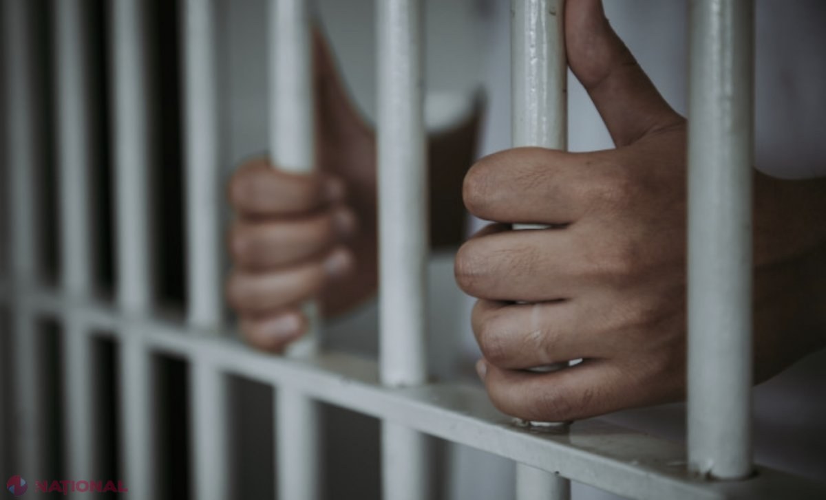 Scoaterea ilegală a copiilor din R. Moldova se va pedepsi cu închisoare de până la trei ani: Ce riscă cei care își creează conturi false pe rețelele de socializare