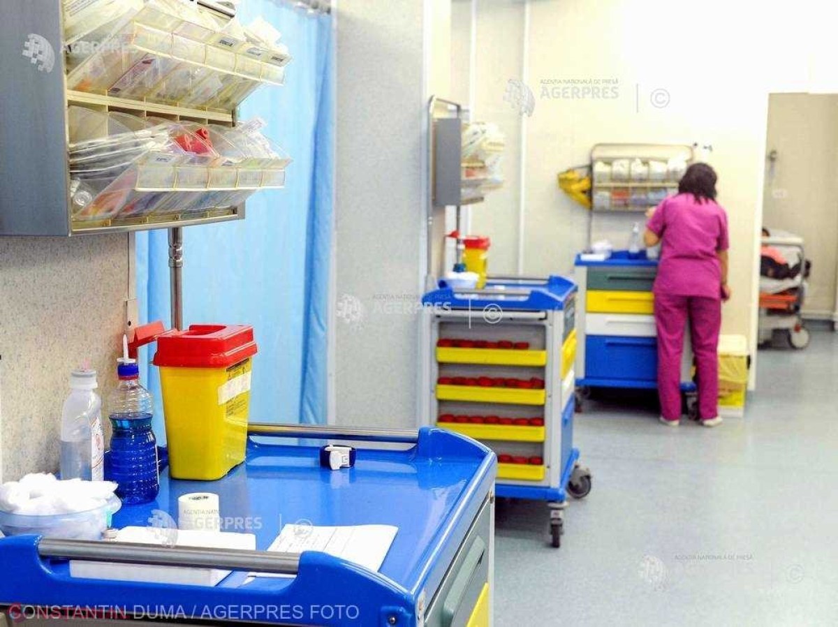 O farmacistă din Braşov, testată pozitiv pentru coronavirus, după ce a contactat cu primul pacient depistat cu acest virus în judeţ