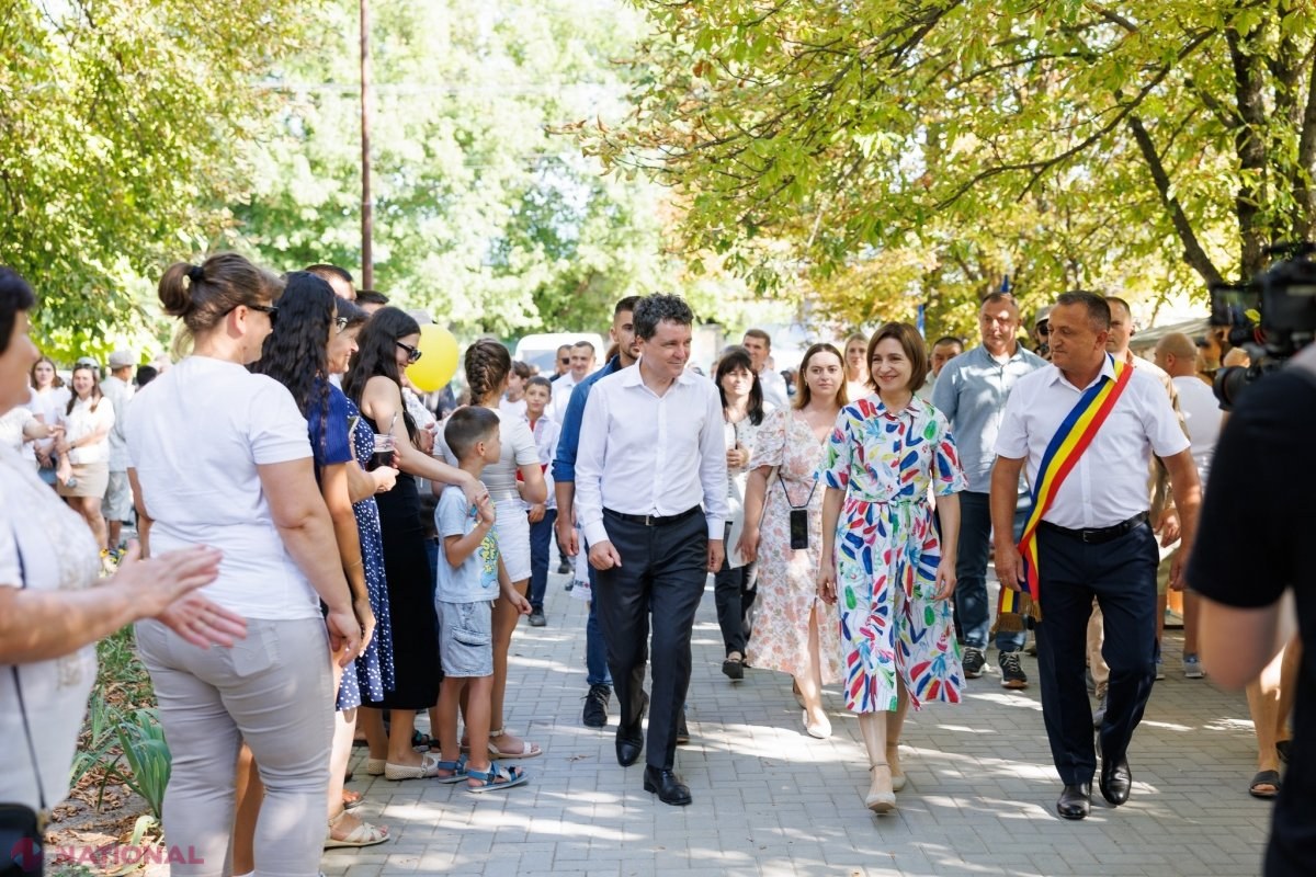 Mesaj pentru UNIONIȘTII din R. Moldova: „Nicușor Dan este singurul președinte român care, vorbind în Germania, a avut curajul să aducă în discuție un posibil proiect de REÎNTREGIRE. Și a făcut-o fără patos ostentativ, fără slogane...”