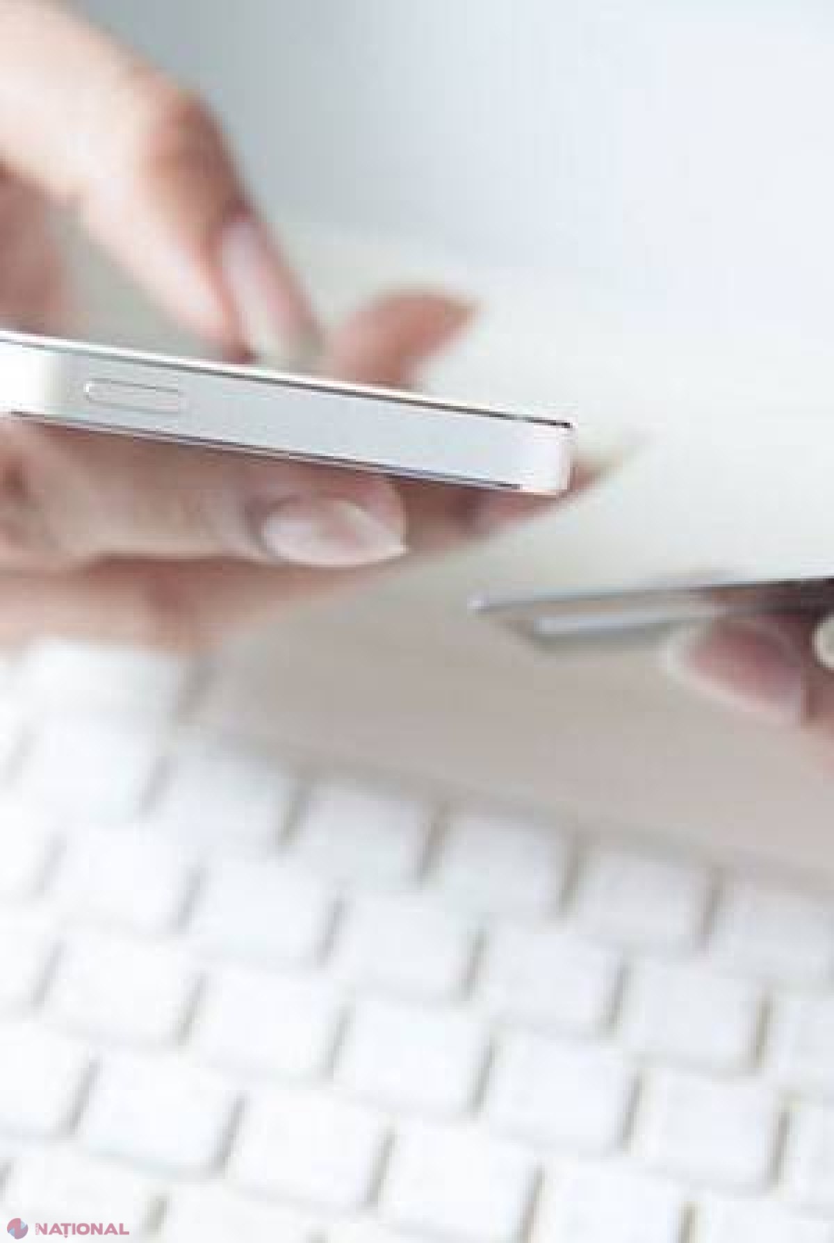 Câteva LUCRURI pe care să nu le transmiţi niciodată prin SMS sau e-mail