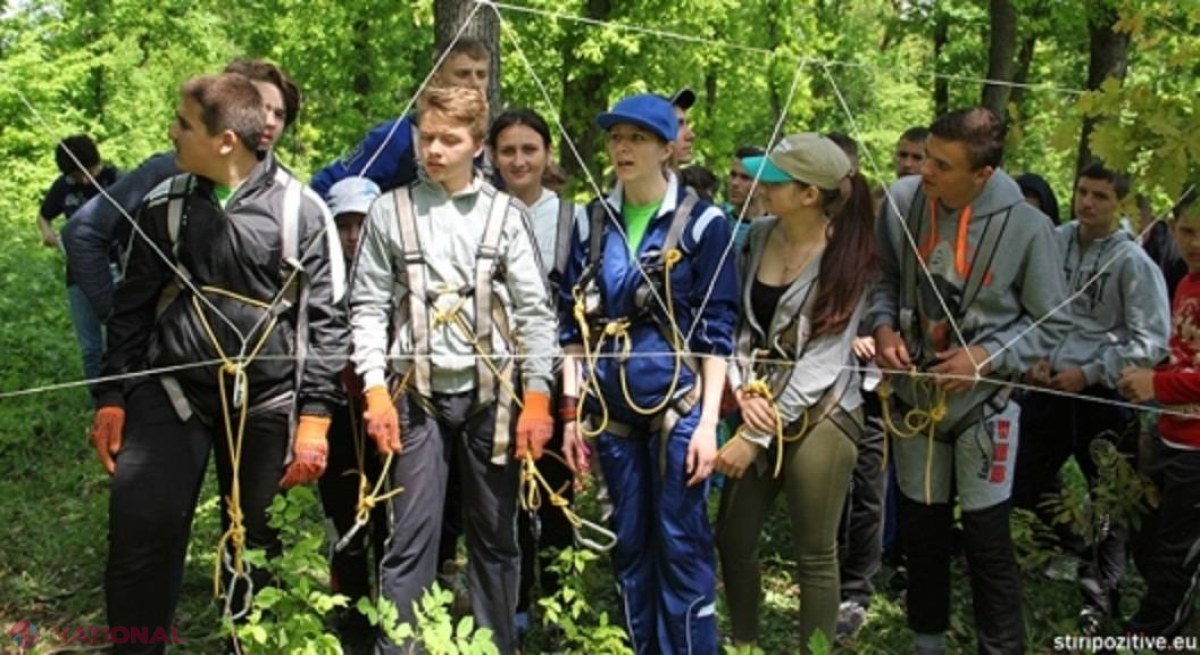 ROBINZONADA din R. Moldova. Cum arată cea mai ORIGINALĂ tabără de supraviețuire