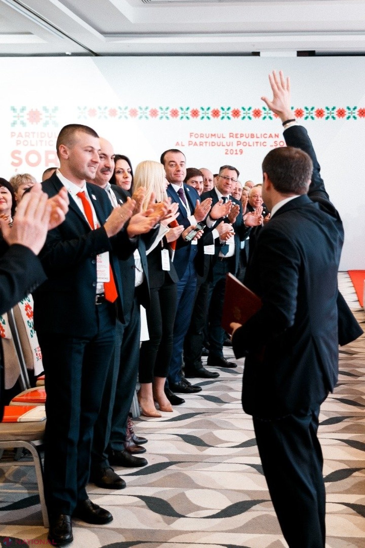 FOTO // Partidul „ȘOR” își asumă oficial realizarea tuturor promisiunilor electorale, „la fel cum s-a întâmplat la Orhei”. Ilan Șor: „Îmi dau cuvântul de bărbat că voi răspunde personal”