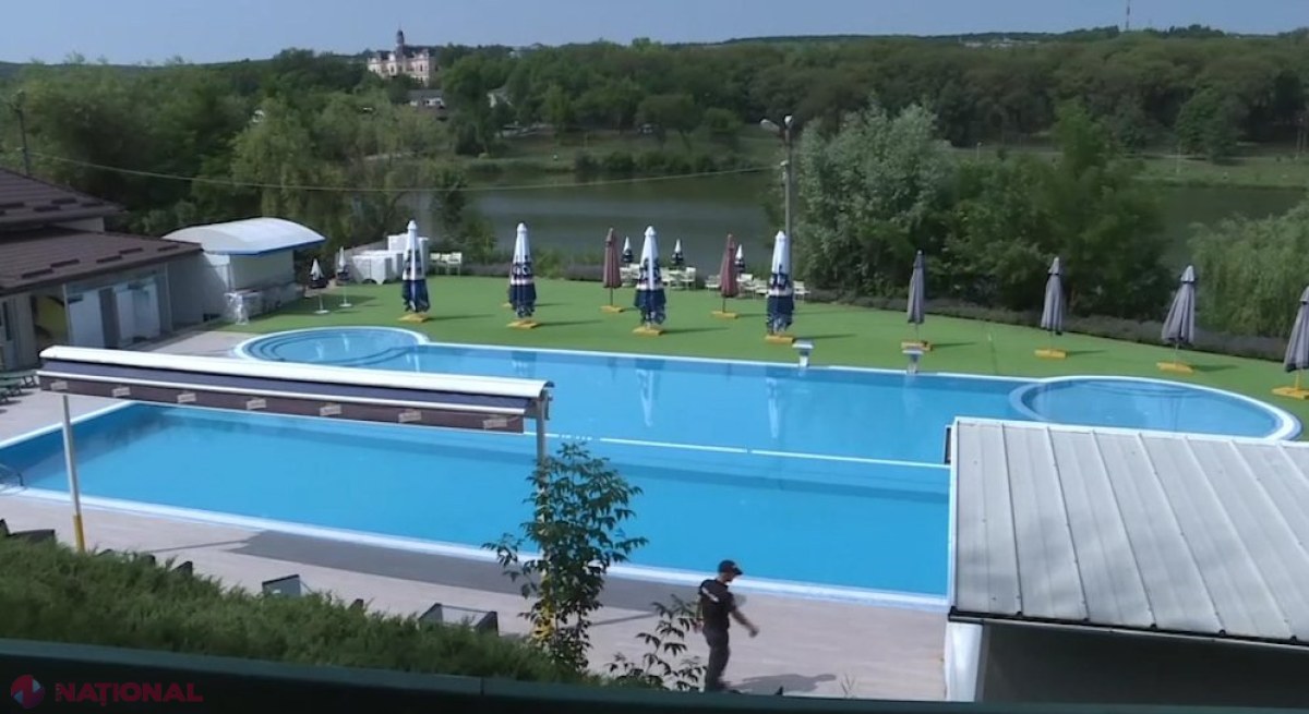 Polițistul care a ucis un tânăr la Hâncești, pentru că se scălda fără voie într-o piscină, riscă până la 15 ani de închisoare, iar proprietarul - până la șase ani de pușcărie