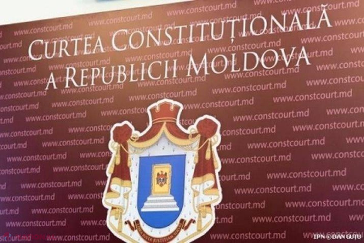 CUIRIOS // Ghimpu grăbea ieri Curtea Constituțională să dea un VERDICT în privința LEGALITĂȚII sistemului mixt, dar DECIZIA a fost emisă... la 15 decembrie 2017. Ce prevede aceasta