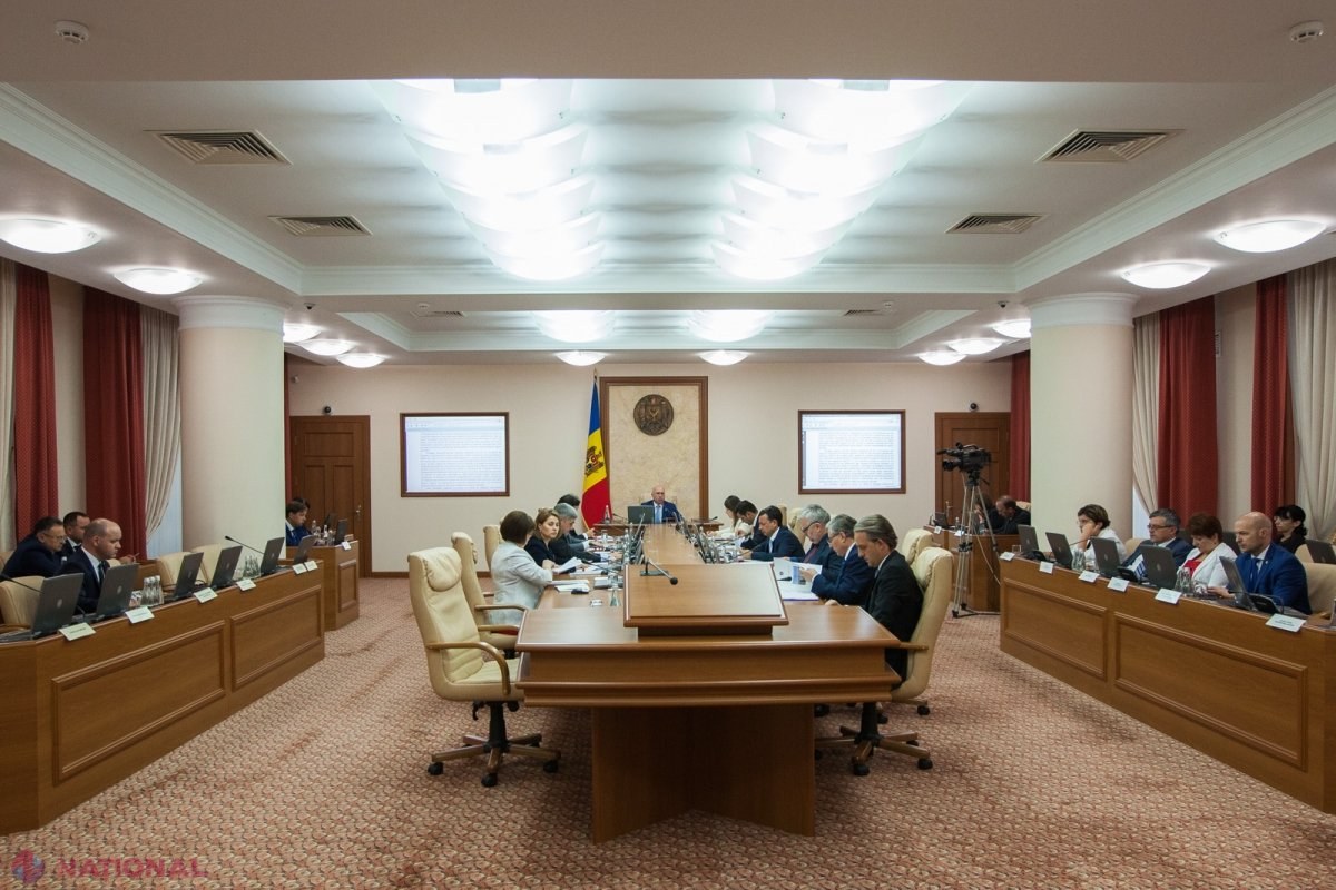 REMANIERI în Guvernul condus de Pavel Filip. Cine va părăsi Executivul