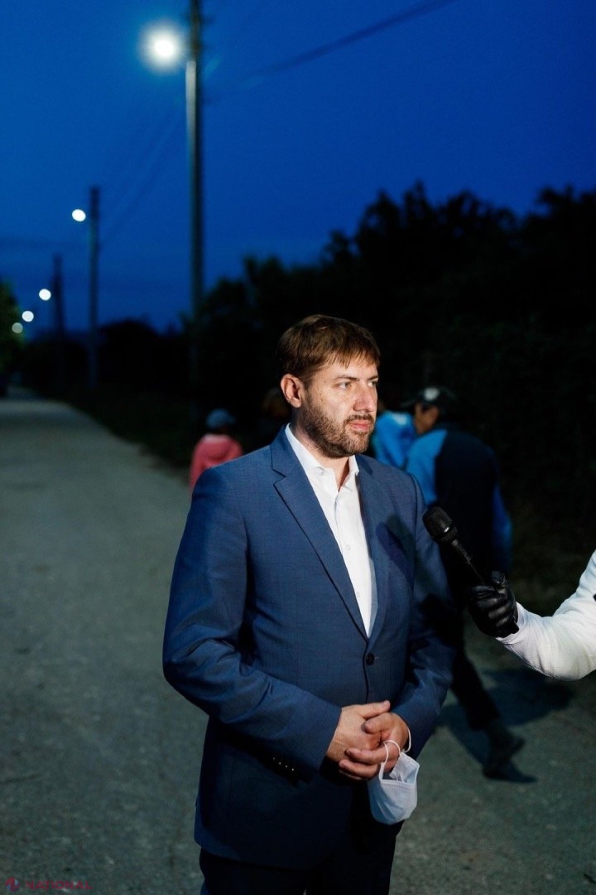 FOTO // Partidul „ȘOR” a dat în exploatare sistemul de ILUMINARE STRADALĂ încă într-un cartier al orașului Taraclia: „Am promis că vom face din Taraclia CAPITALA de sud a Moldovei și cu siguranță vom realiza asta”