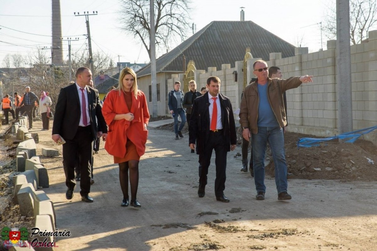 FOTO // Ilan Șor a lansat lucrările de „modernizare totală” a drumurilor din Orhei: „Vom dubla volumul de lucrări efectuate anul trecut”