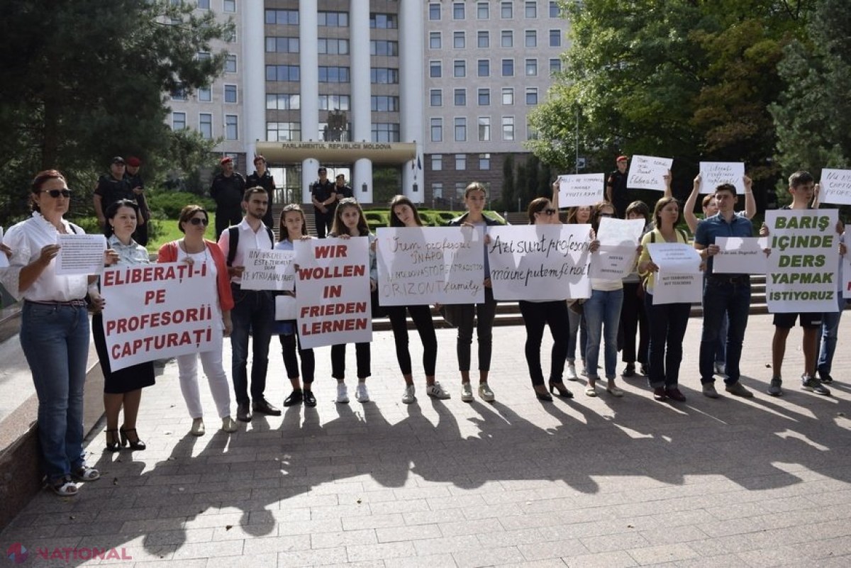 Spicherul Candu afirmă că a aflat „din presă” despre EXPULZAREA celor șapte profesori turci de la „Orizont”: Cum comentează inițiativa sa imediată de a le acorda beneficii angajaților SIS