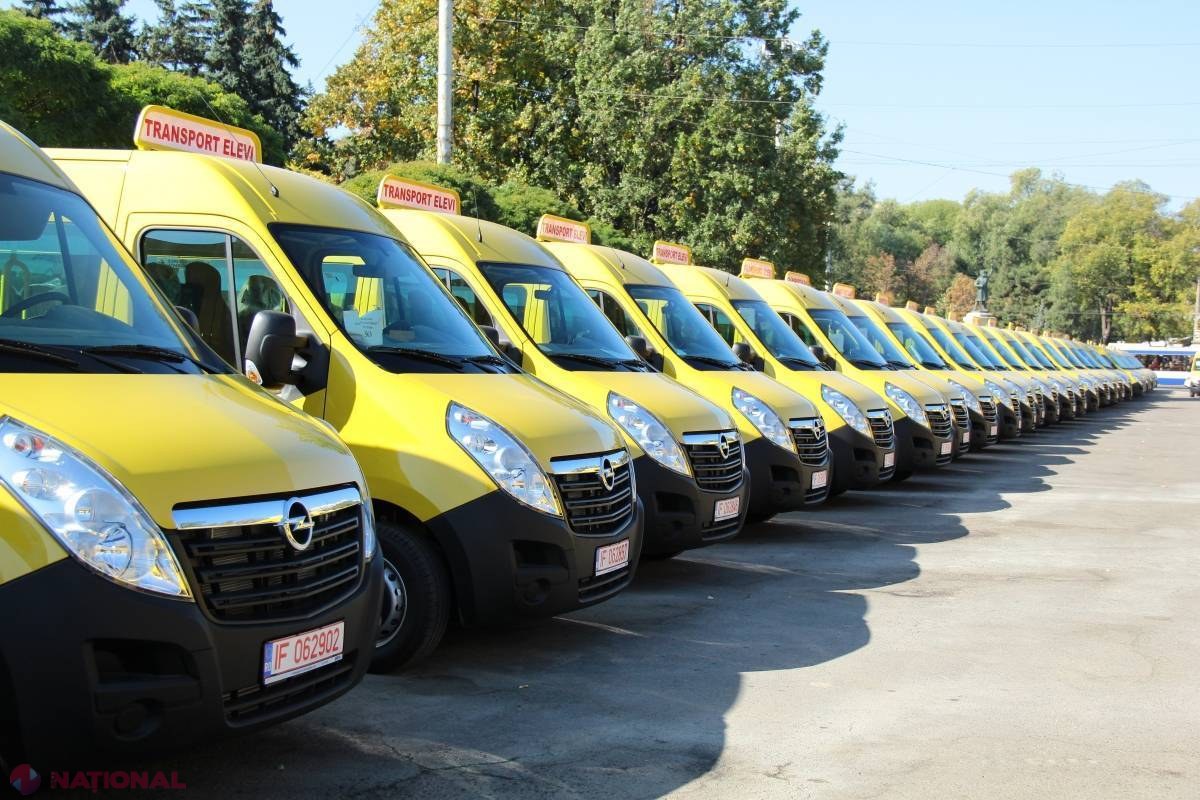 Unde-s MICROBUZELE școlare oferite de România? Un europarlamentar a trimis SCRISOARE autorităților de la Chișinău