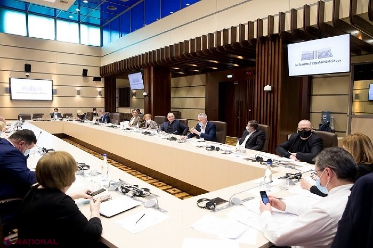 Parlamentul va da vineri undă verde Guvernului să procure vaccin anti-COVID, ocolind Legea cu privire la achizițiile publice