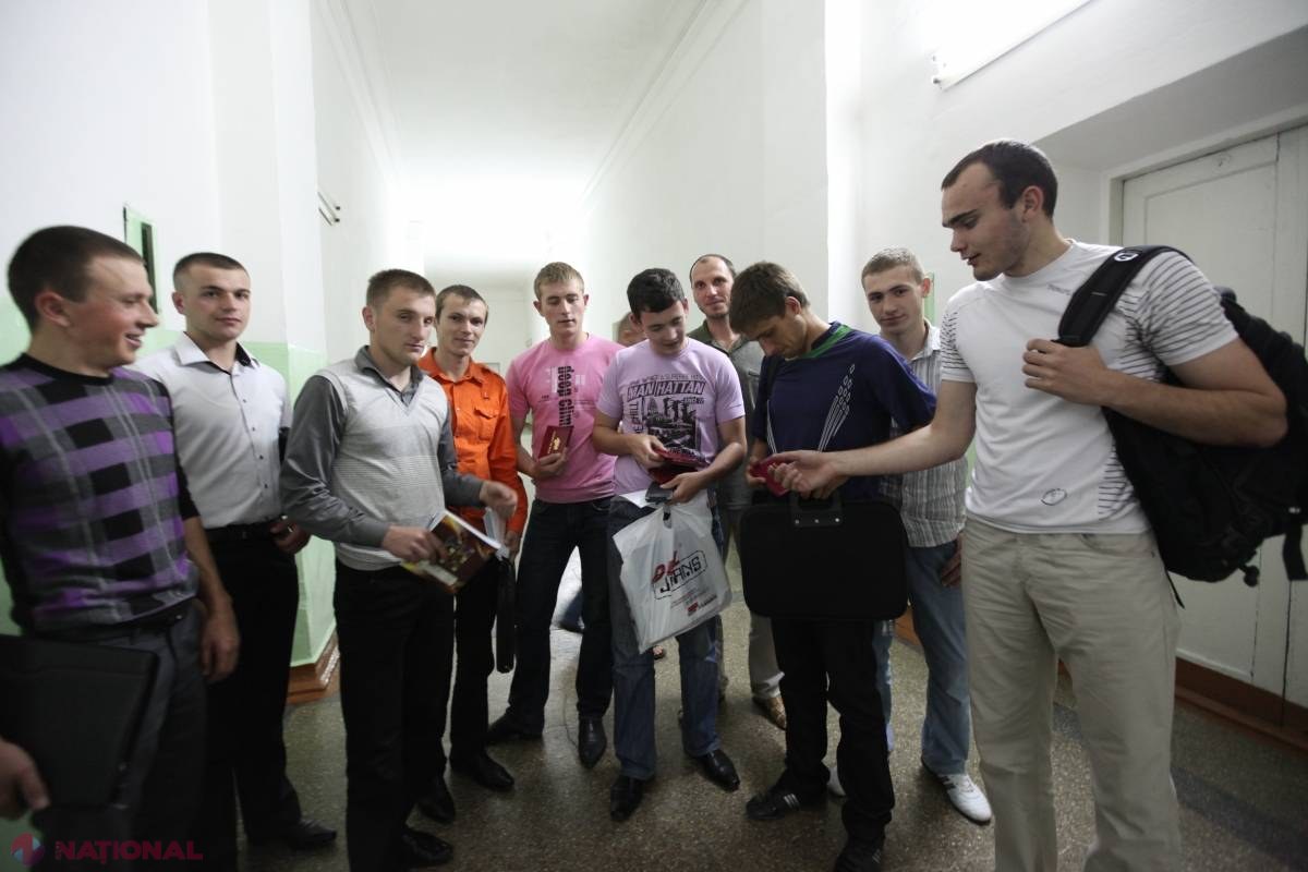 PROGRAM // Peste o sută de studenți și profesori din R. Moldova vor pleca în universități europene