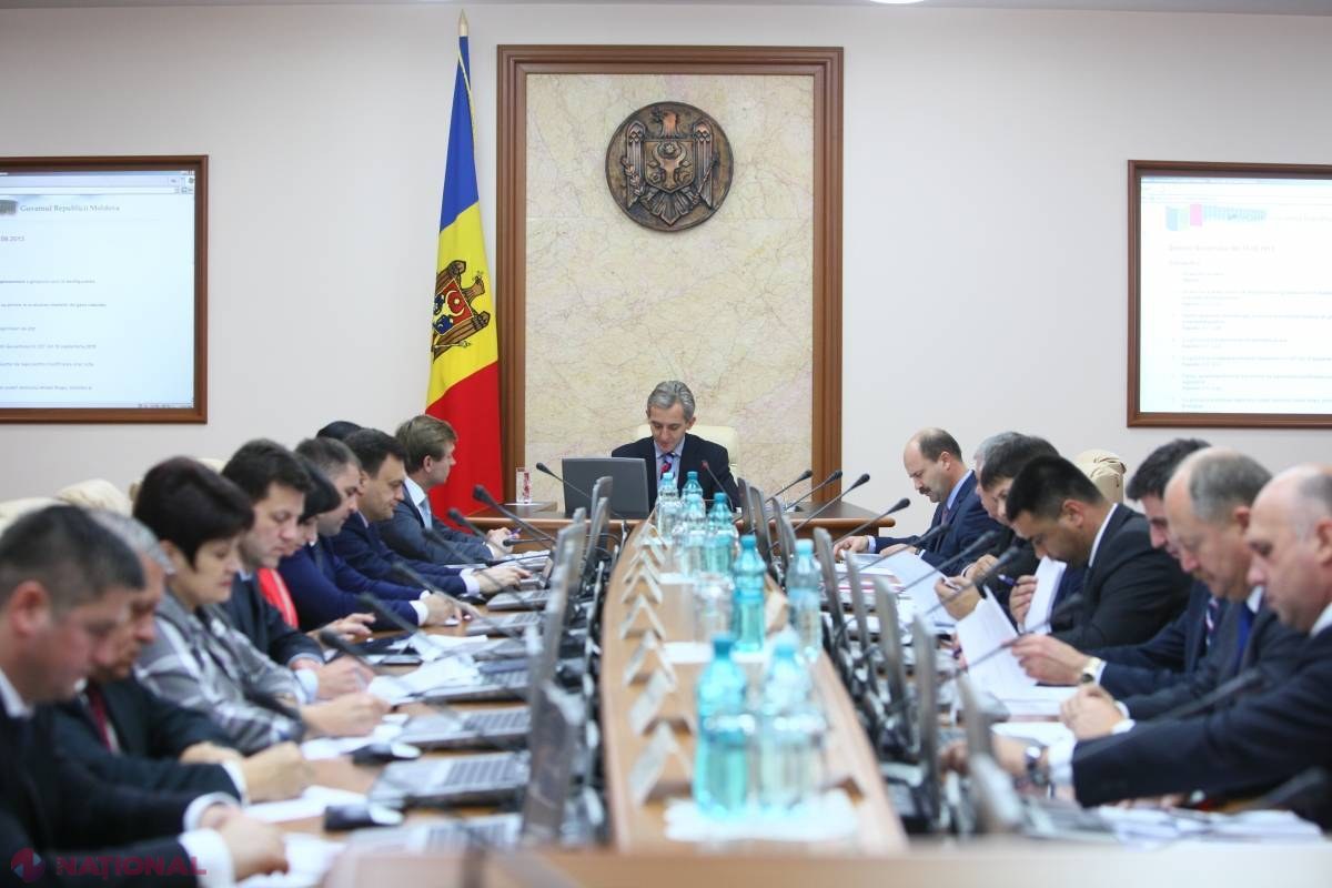 Examen la limba străină pentru MINIȘTRI