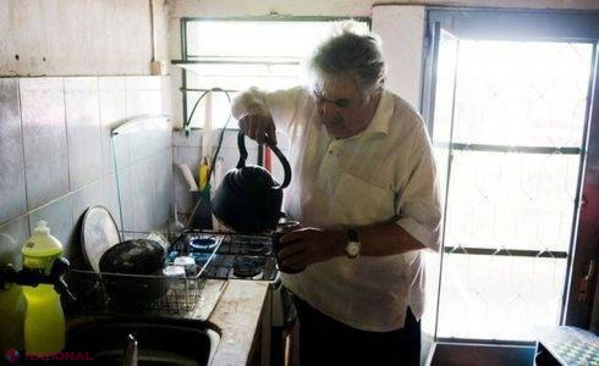 Preşedintele de ţară care îşi DONEAZĂ 90% din salariu