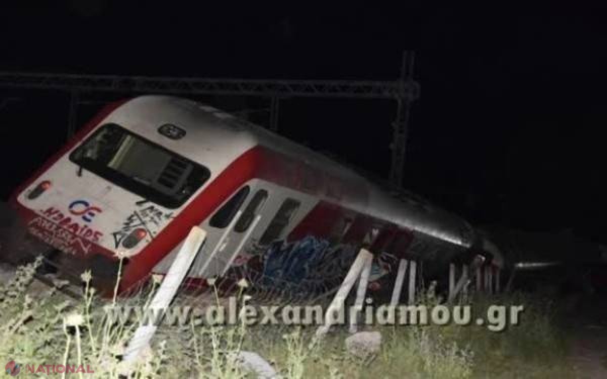 Scene de groază // Un tren de pasageri a deraiat. Unii călători au sărit pe geam ca să scape cu viaţă 