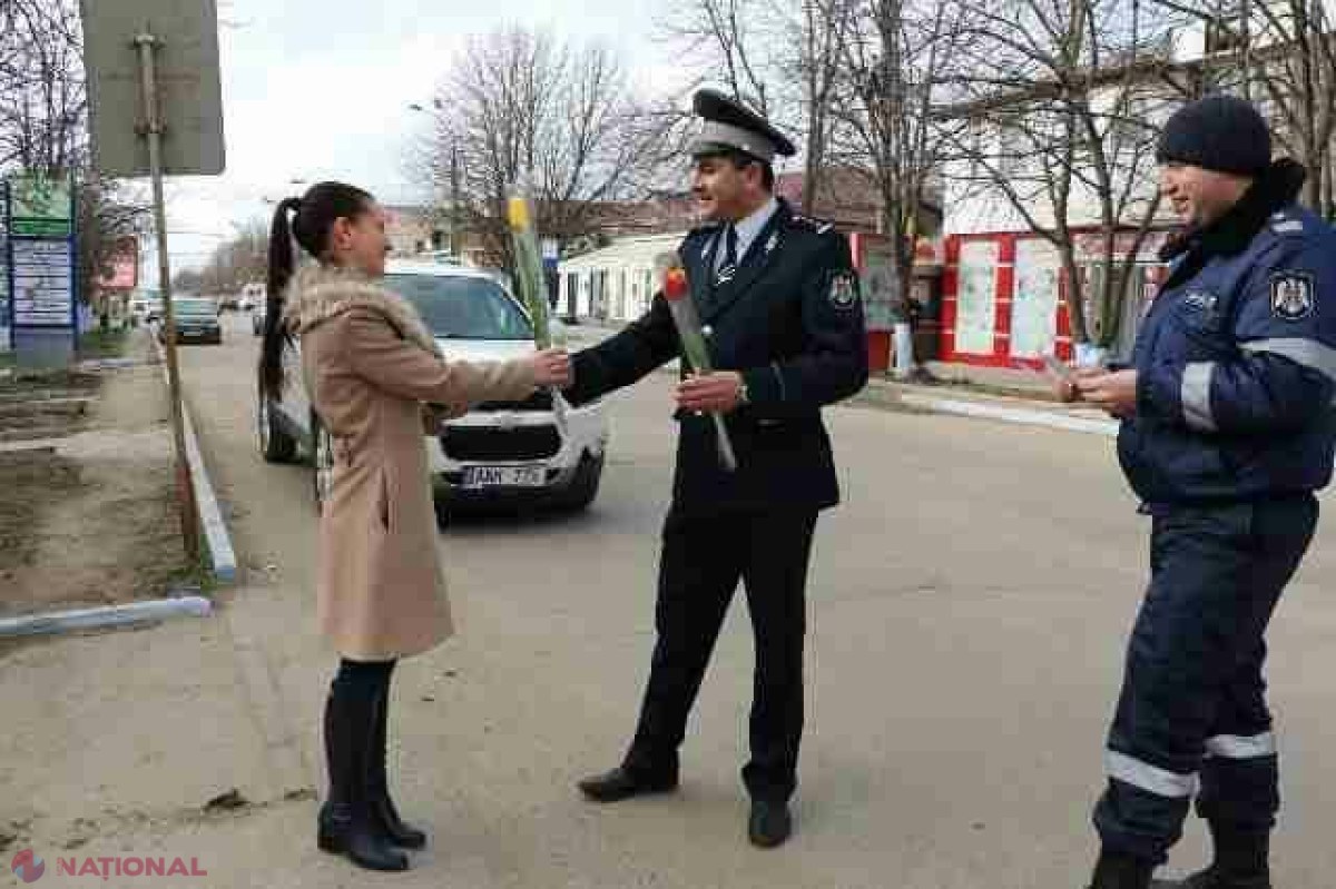 Femeile șoferițe și cele pieton au avut astăzi parte de SURPRIZE din partea polițiștilor de patrulare