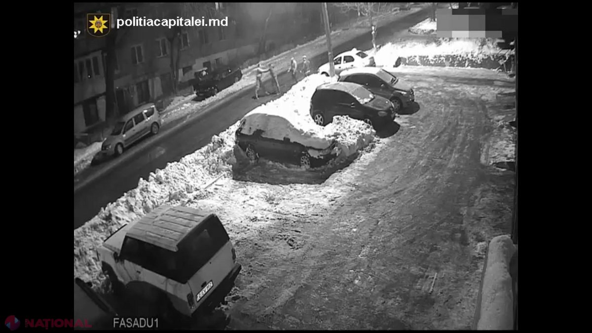 VIDEO // Tânăr din Chișinău, ademenit în stradă cu un motiv fals și înjunghiat: Momentul, surprins de camerele de supraveghere