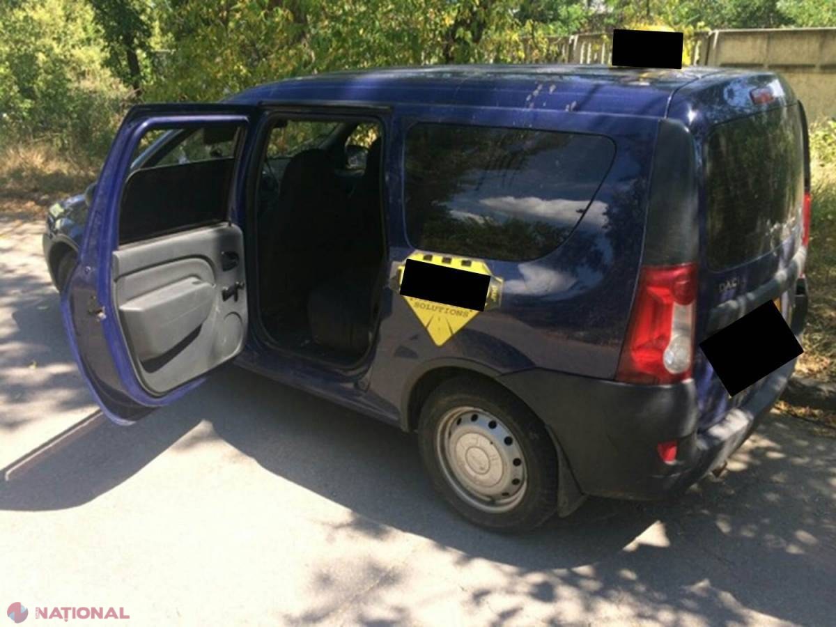 ATENȚIE la cine urcați în mașină: Un taximetrist din Chișinău, surprins în timp ce-și injecta DROGURI