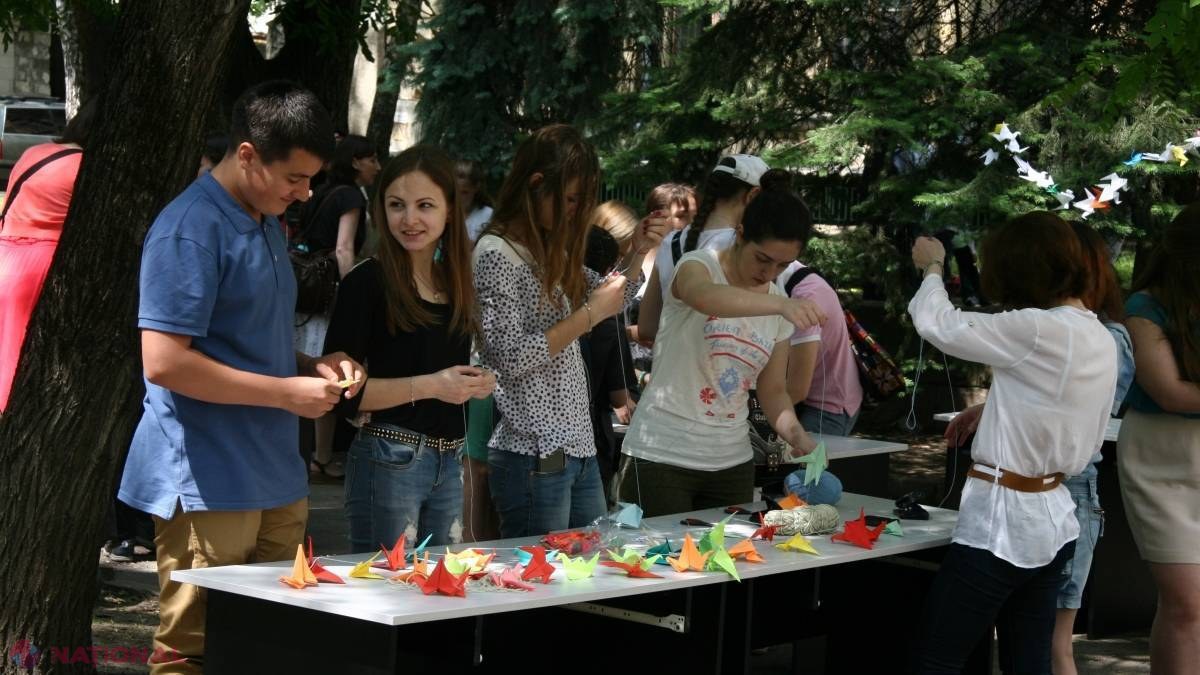 Activități pentru adulți și copii de Ziua Internațională a Familiei