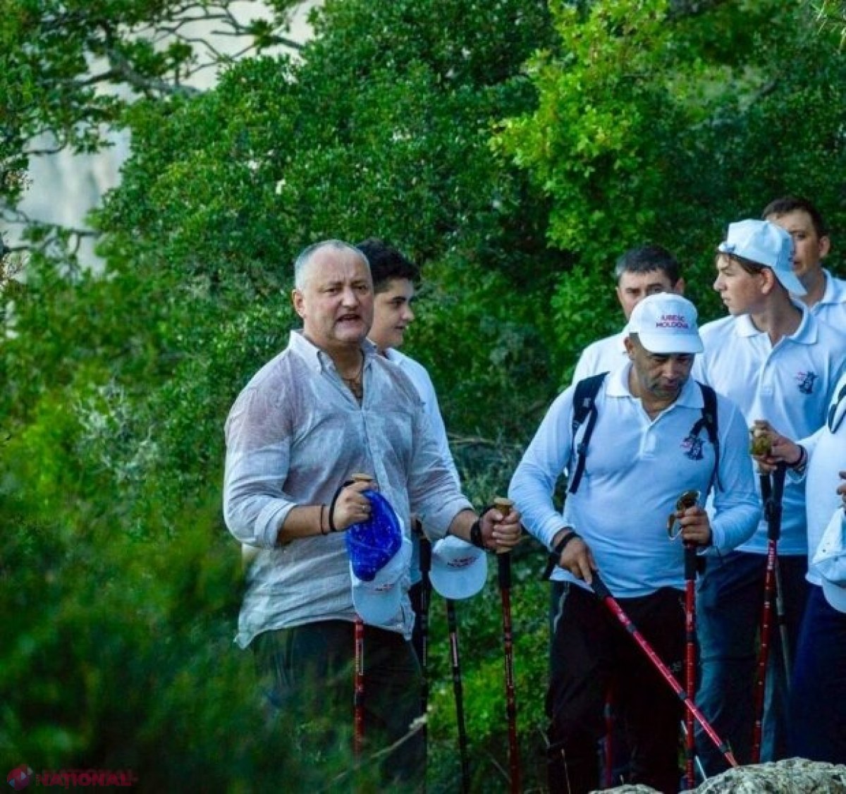 Igor Dodon are INTERZIS pe Muntele Athos? Enoriașii Mitropoliei Moldovei, care e afiliată Bisericii Ortodoxe Ruse, NU vor avea voie să se mai roage la mănăstirile de pe Athos