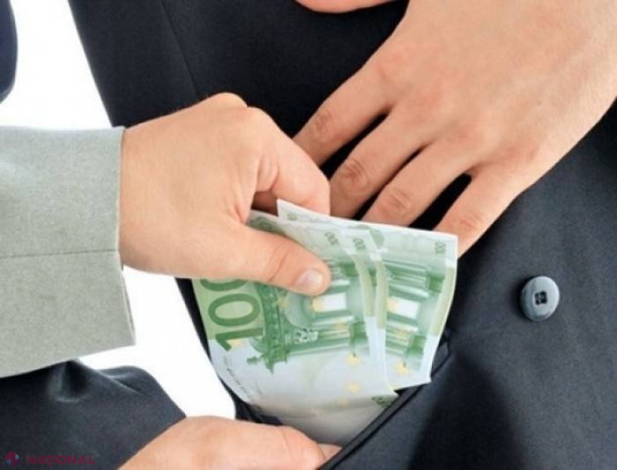 500 de euro pentru a clasa un dosar penal