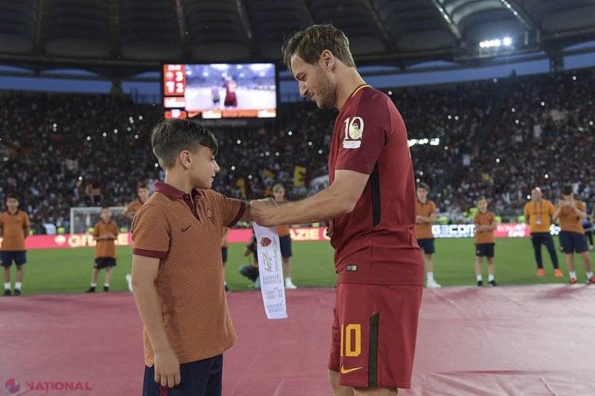 FOTO // Ultimul tur al „Împăratului” Totti! „Blestematul de timp!”. Imaginile care vor rămâne în memoria fanilor