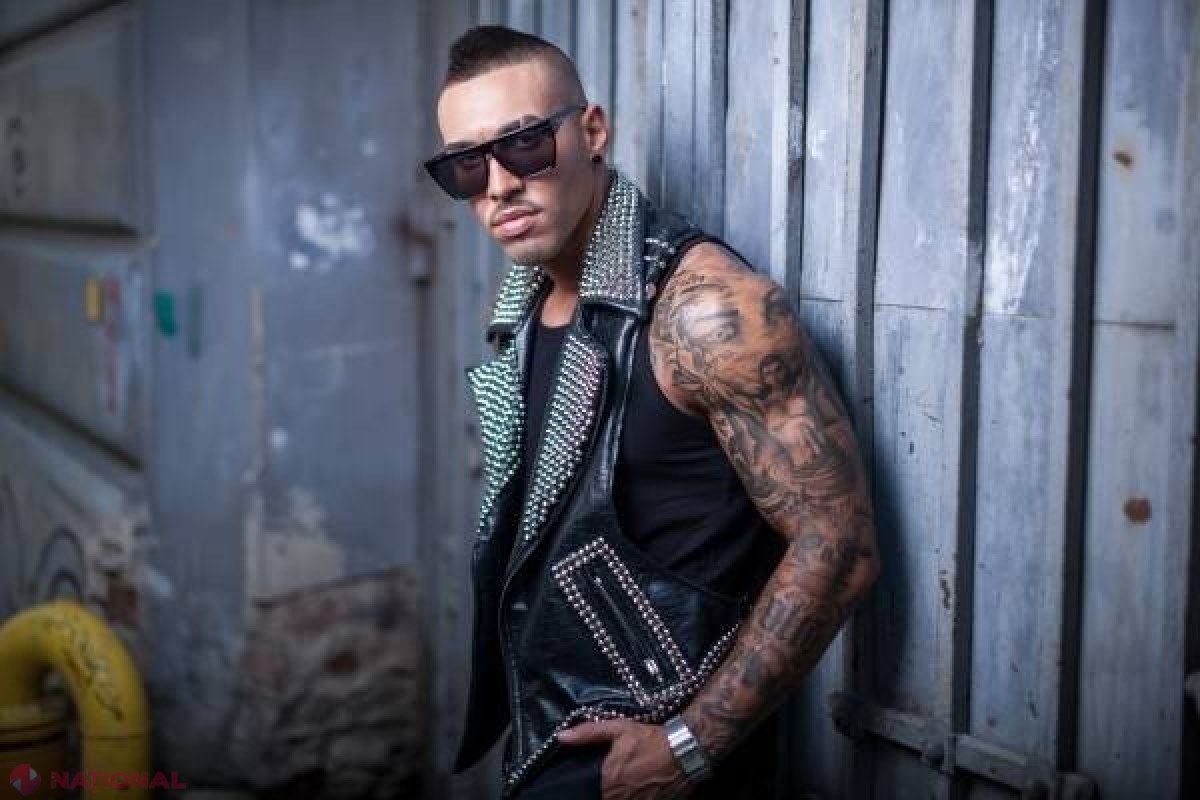 FOTO EMOȚIONANT // Cum a fost SURPRINS Alex Velea, alături de BUNICA sa