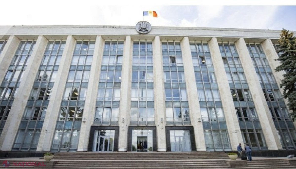 REMANIERI GUVERNAMENTALE: Cine le ia locul miniștrilor de Interne, al Agriculturii și al Infrastructurii 
