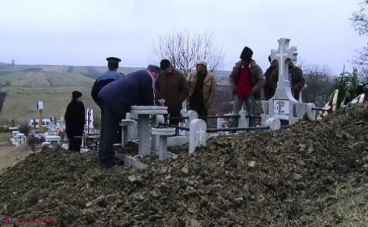 CONSTERNARE // Ce au găsit în CAVOUL unui copil la 21 de ani de la înmormântare? 