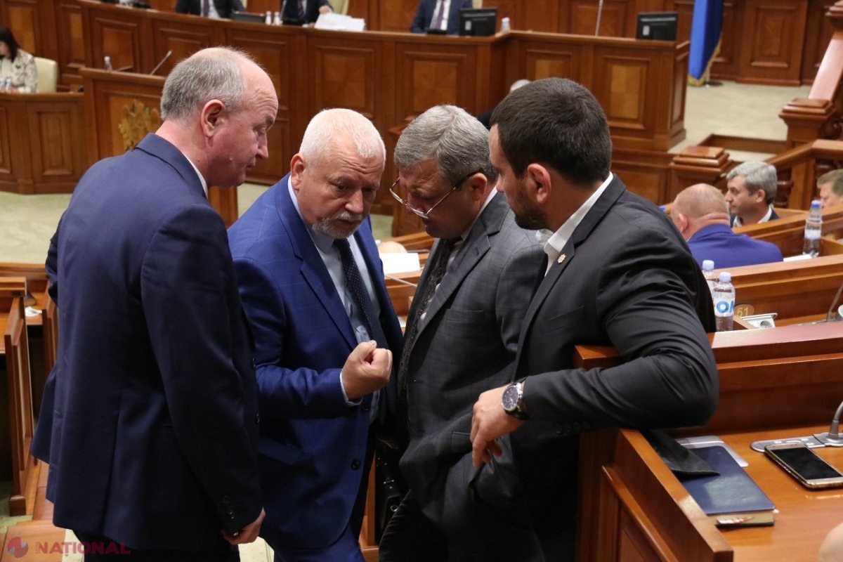 Doctorul în filologie din Parlament, Nae-Simion Pleșca, explică de ce NU a votat pentru LIMBA ROMÂNĂ în Constituție: „O chestiune populistă”