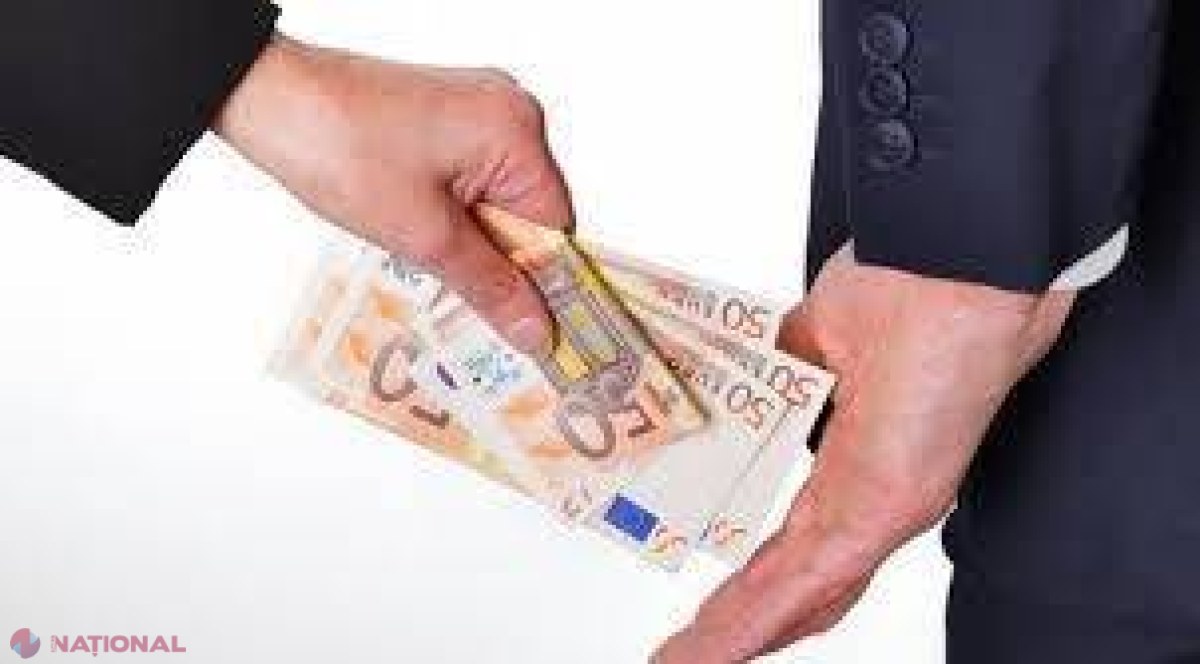 Încă un polițist cercetat pentru corupere pasivă