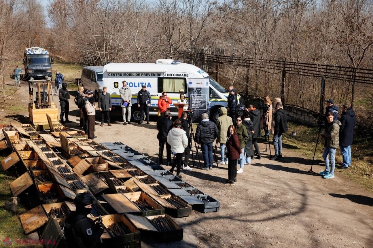 Peste 2 000 de ARME de calibru mic și armament ușor, DISTRUSE de autorităție. Acestea au fost confiscate sau predate benevol de cetățenii R. Moldova