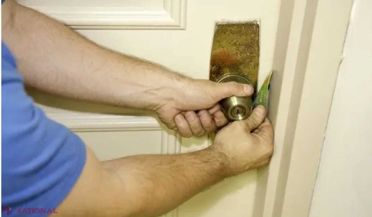 Trucul care te poate ajuta dacă ți-ai pierdut cheile. Modul simplu în care poți descuia ușa în doar câteva secunde