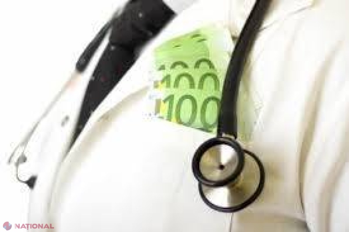 Un poliţist şi un medic narcolog, reţinuţi cu mită