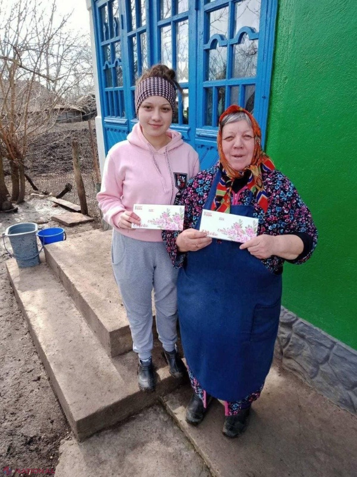 FOTO // Urări de bine și mii de flori au fost împărțite femeilor din orașul și raionul Orhei, precum și în alte localități din țară, de către echipa lui Ilan Șor