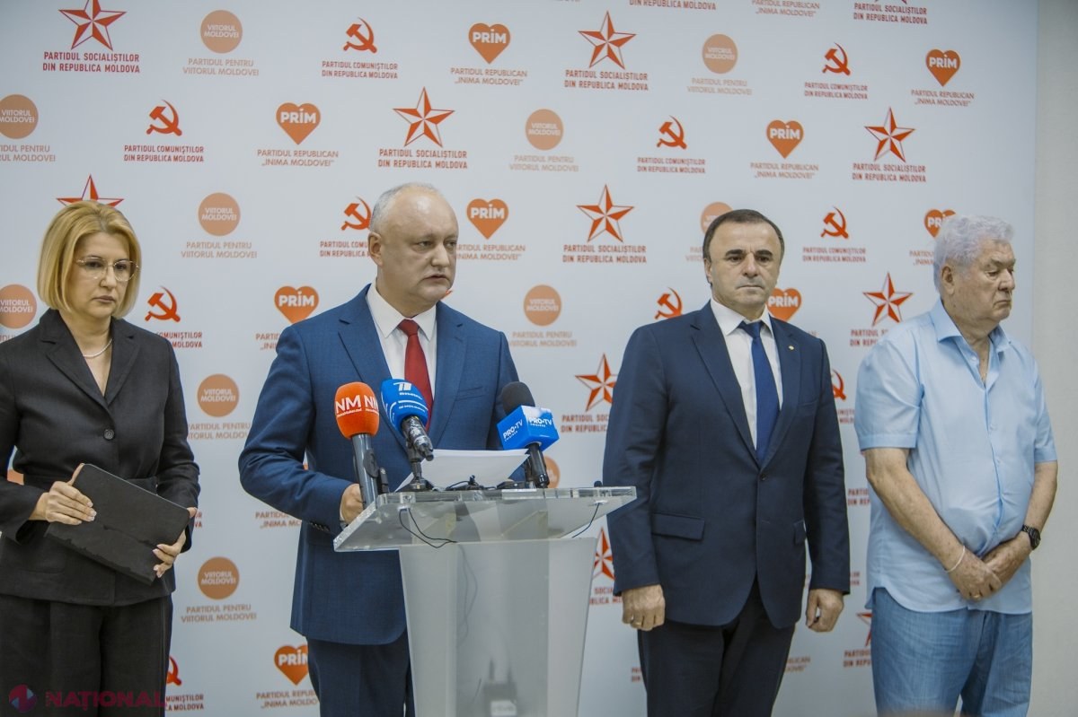 Dodon își arată MUȘCHII în raport cu Voronin, Tarlev și Vlah. Cei trei ar fi niște „PASAGERI”, care vor să ajungă în Parlament pe spatele PSRM. „Nu toți colegii sunt de acord cu acest bloc, unii ne-au luat oamenii noștri...”