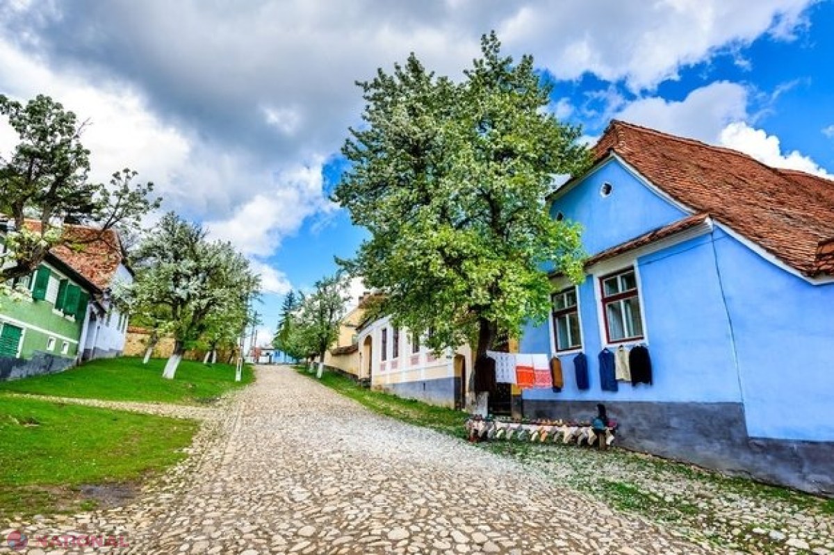 FOTO // Câteva sate superbe din România, unde poți petrece o vacanță rurală de vis