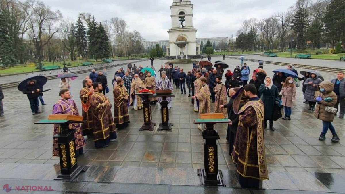 VIDEO // Decizie RISCANTĂ luată de Comisia pentru Situații Excepționale. Se reiau slubele BISERICEȘTI, cu participarea enoriașilor. Cum vor trebui să fie ECHIPAȚI, obligatoriu, oamenii care vor merge la biserică