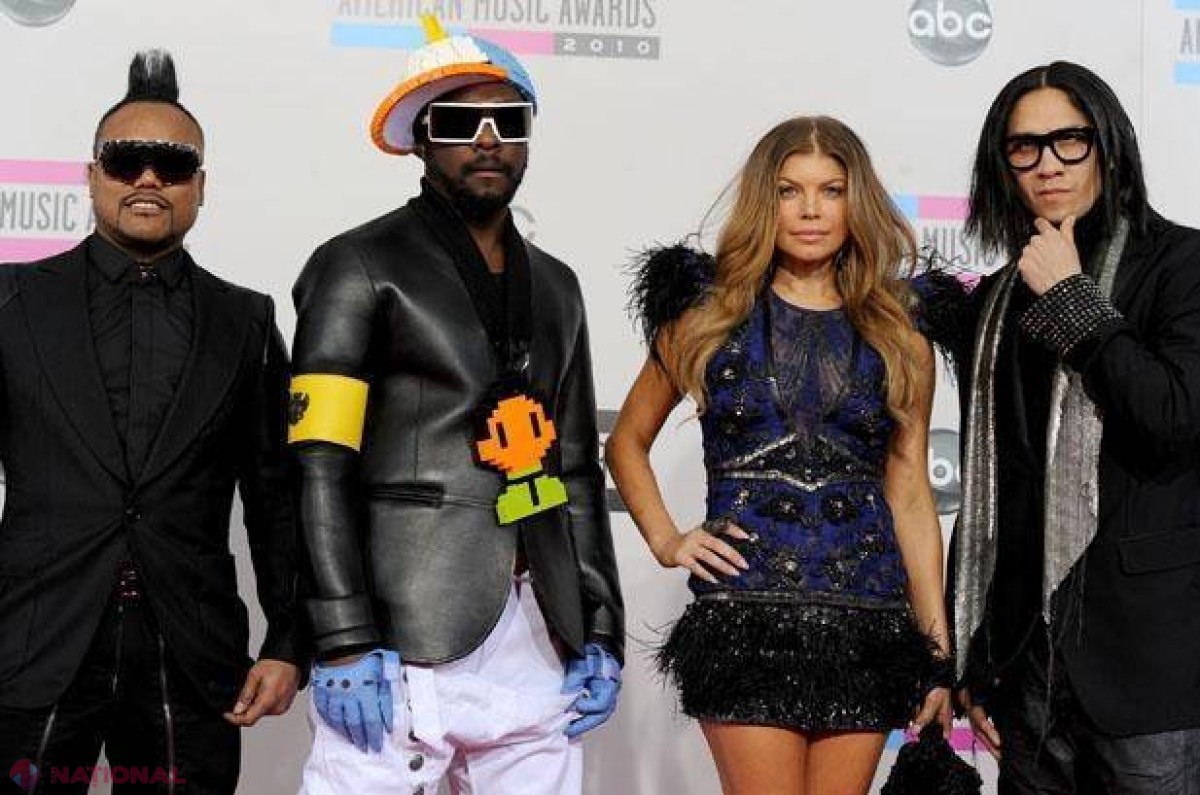 Black Eyed Peas REVINE pe scenă