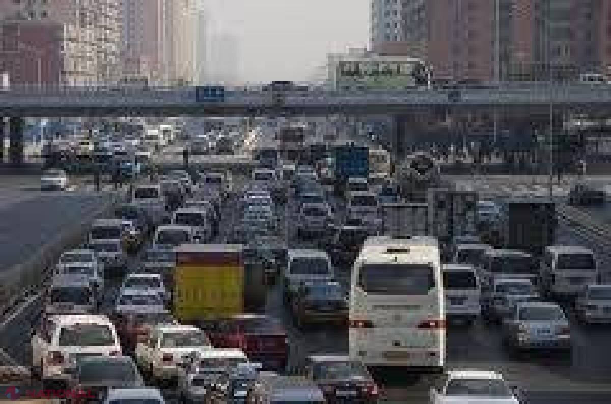 Orașul în care șoferii plătesc 12 mii de dolari pentru plăcuțele de înmatriculare ale mașinii