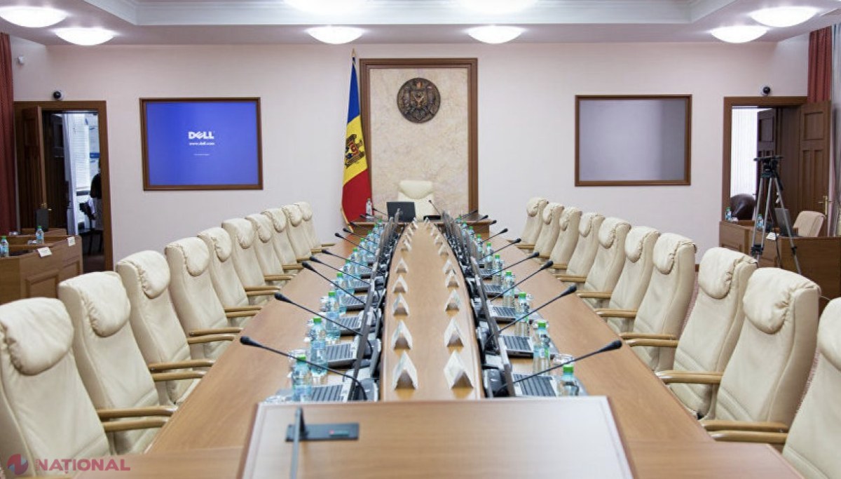 ANALIZĂ // Buturuga care a răsturnat Guvernul Munteanu: Reforma fiscală greșită, „barosanii” de la companiile de stat și absența din spațiul public. Ce premier caută acum PAS?