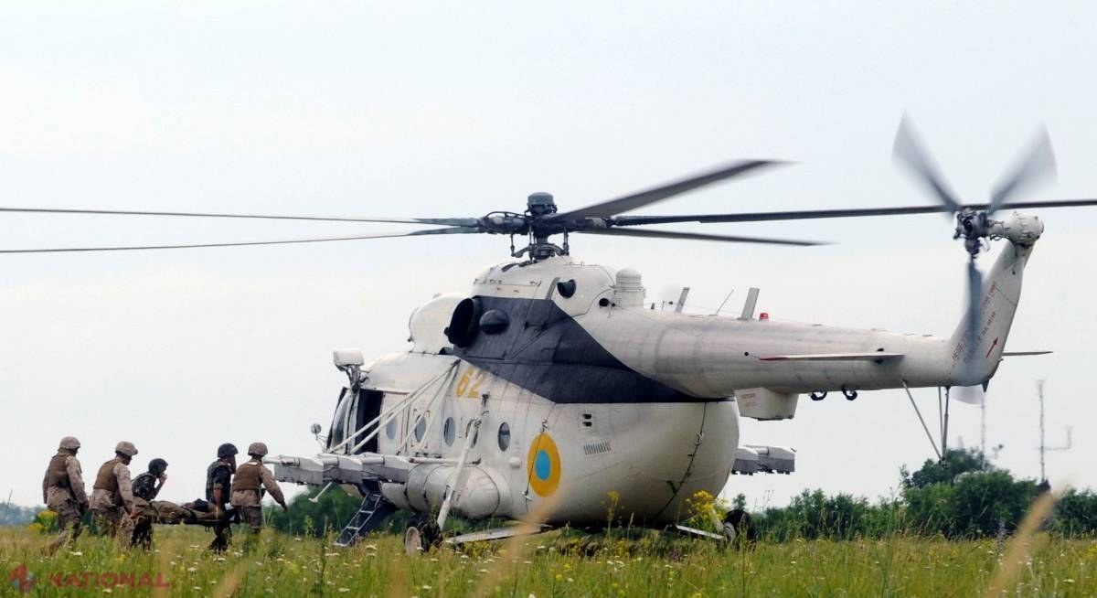 Militarii ruși au CAPTURAT un elicopter care transporta jurnaliști în Crimeea