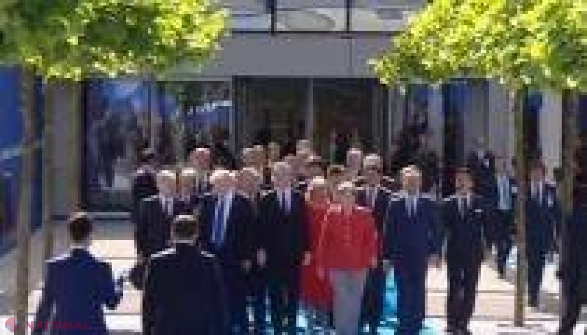 VIDEO // Cum l-a ignorat Macron în mod deliberat pe Trump la summitul NATO