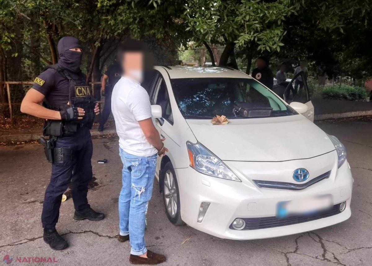 Un bărbat „cu relații” în cadrul organelor de drept și cu „influență” asupra unor persoane publice din R. Moldova și Ucraina, reținut într-un dosar de trafic de influență. Acesta a pretins 35 000 de euro pentru că ar fi scos de după gratii o femeie