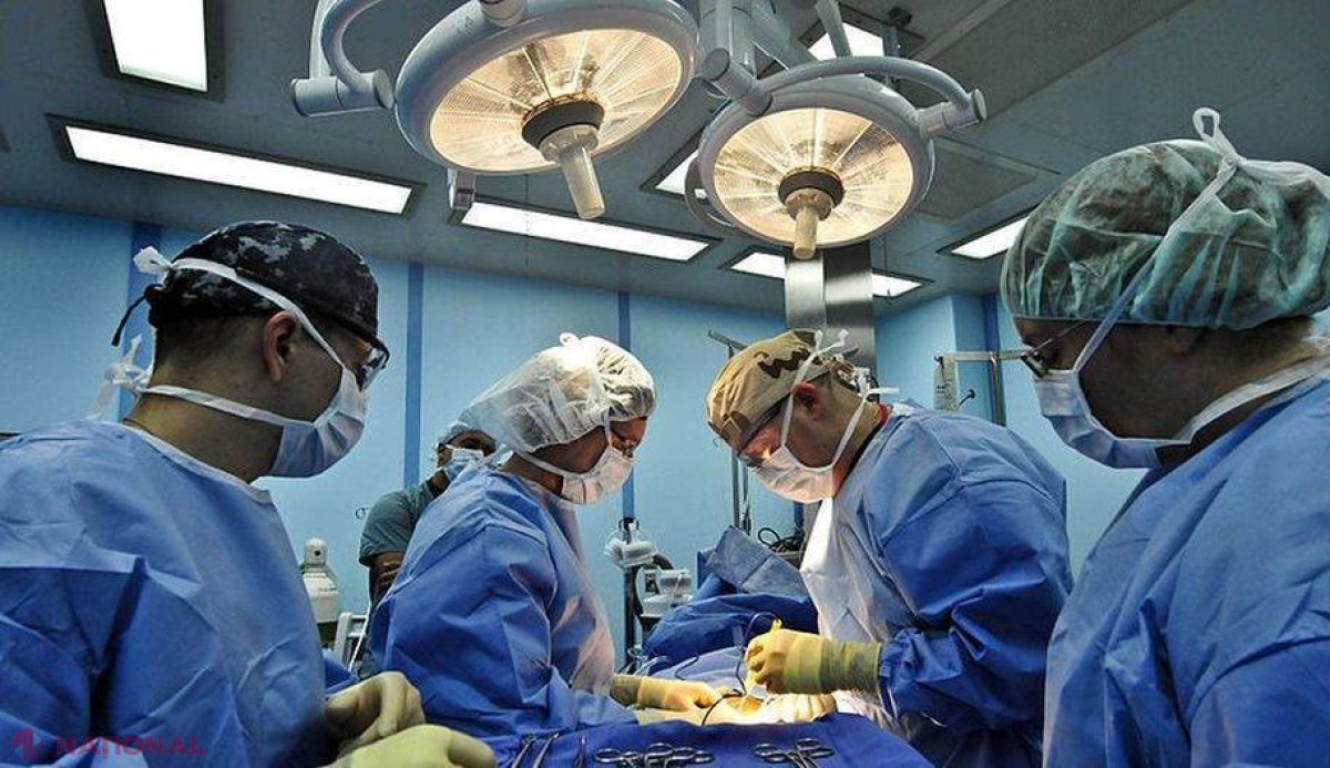 Descoperire STRANIE în interiorul unui ovar al unei tinere de 16 ani. Medicii credeau că este vorba de o simplă tumoare