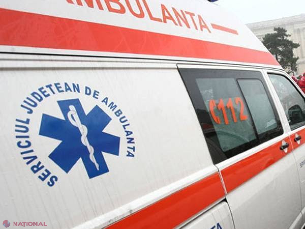 Chișinău // Bătută de un COLEG la școală? 