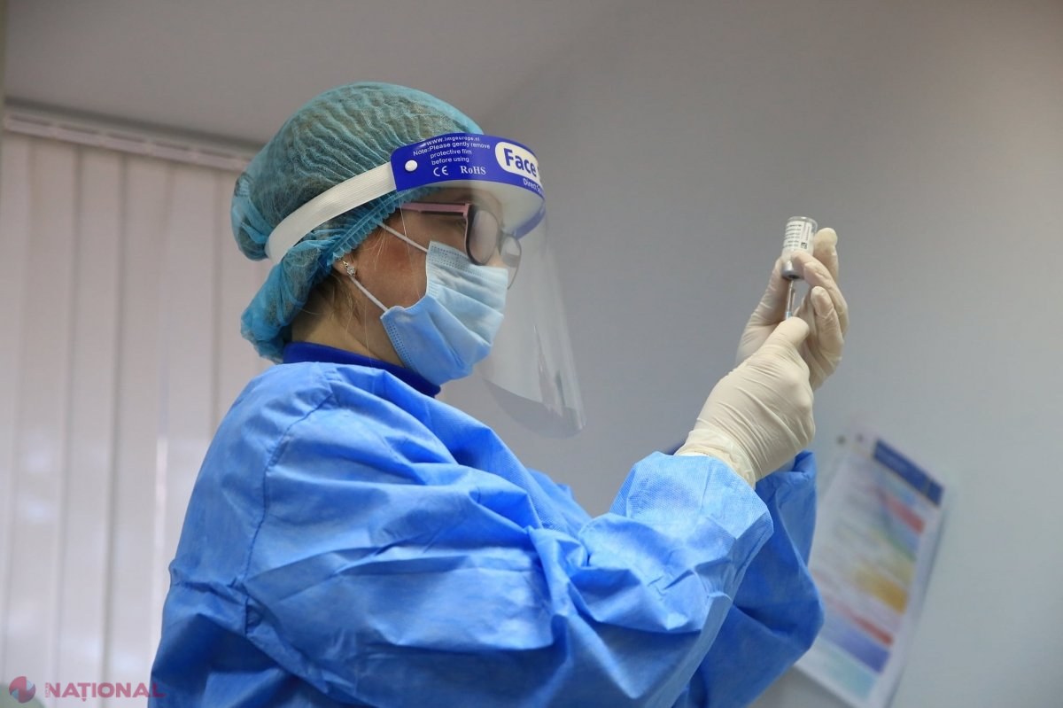 VOT în Parlament: Doar lucrătorii medicali vaccinați împotriva COVID-19 vor putea beneficia de indemnizația de 16 000 de lei din partea statului, dacă se infectează cu noul coronavirus la locul de muncă