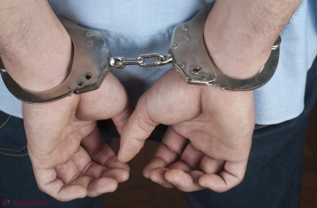 Ciocana: Un tânăr de 22 de ani a UCIS în bătaie un bărbat, ajutat de patru amici de pahar